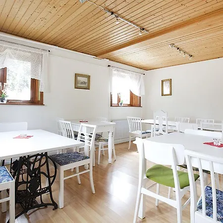 Elmehoj Hotel